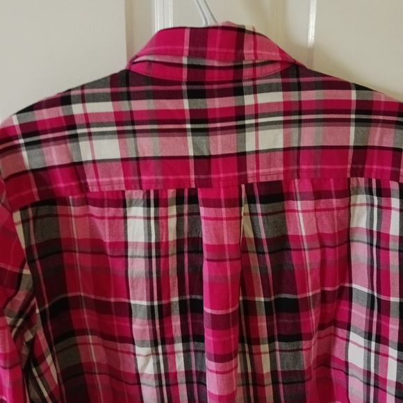 Ruffled Collared Plaid Shirt - Picture 5 of 6